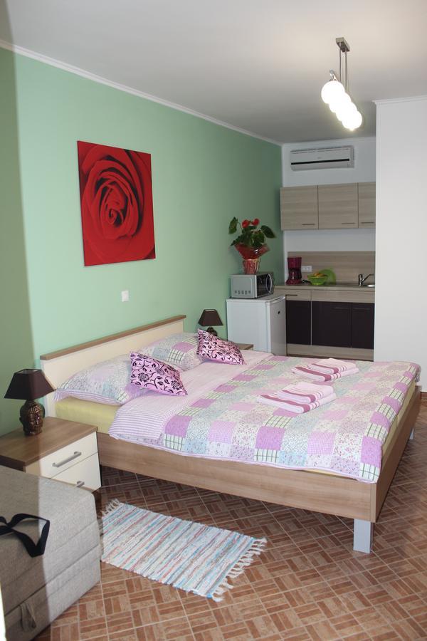 Rooms Katarina Kadumi Buitenkant foto